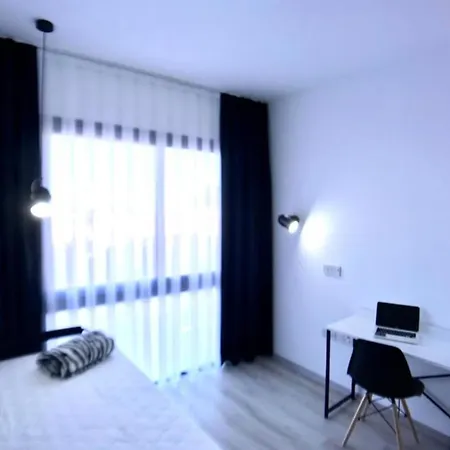 아파트 Eden Garden 2 Bedroom Alsancak 니코시아