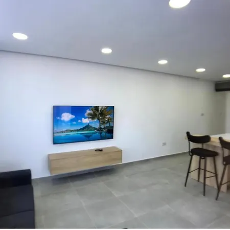 Eden Garden 2 Bedroom Alsancak Apartment