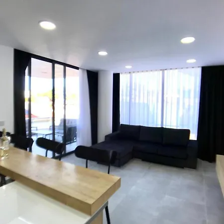 Eden Garden 2 Bedroom Alsancak Appartamento *