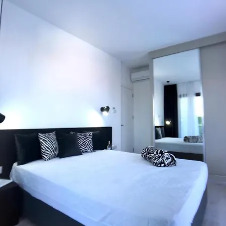 Eden Garden 2 Bedroom Alsancak *