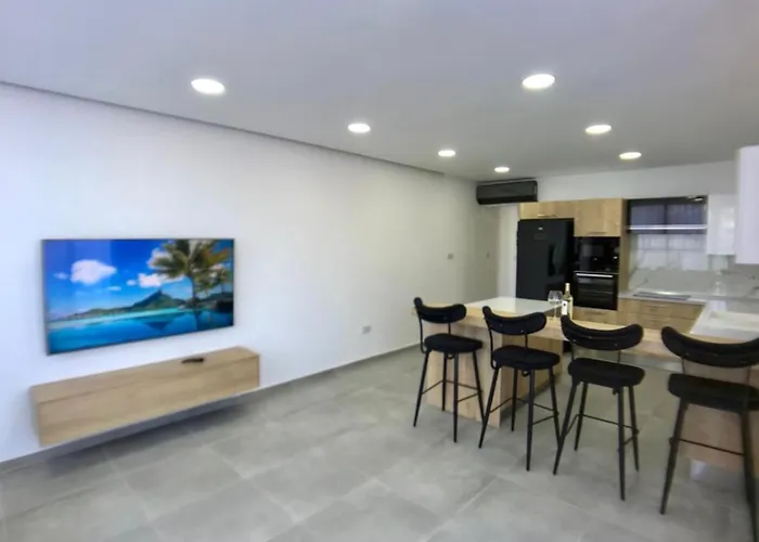 Eden Garden 2 Bedroom Alsancak Appartamento *