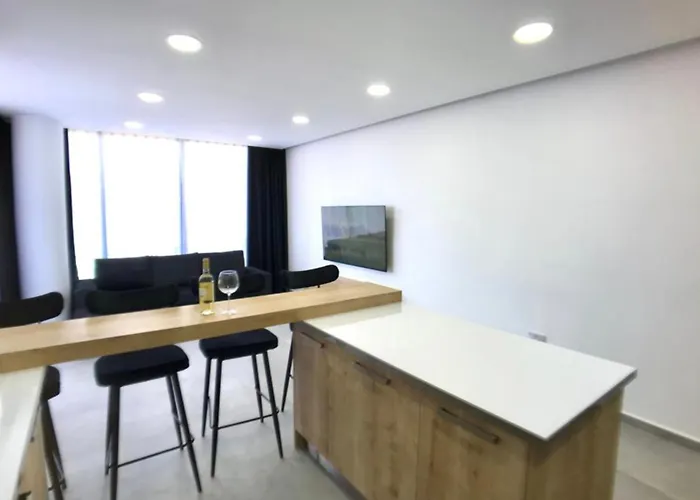 Eden Garden 2 Bedroom Alsancak 公寓 尼科西亚